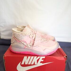 AUTHENTIC Nike KD 12 Aunt Pearl size 8 CT2740-900 2018 PRE-OWNED